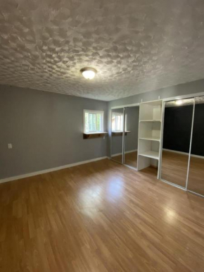 West Edmonton Cozy room